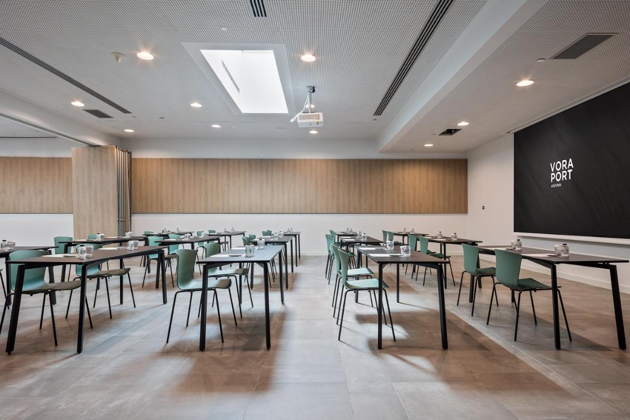 Acta Voraport Hotel Barcelona Ngoại thất bức ảnh