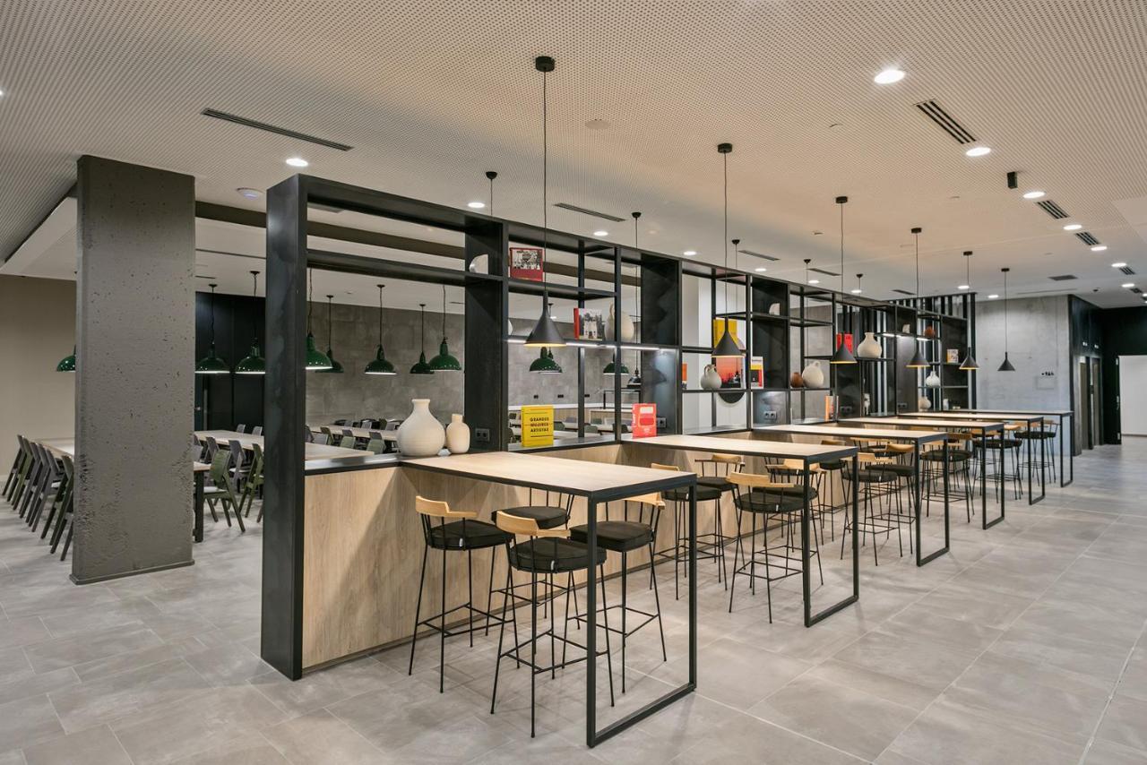 Acta Voraport Hotel Barcelona Ngoại thất bức ảnh