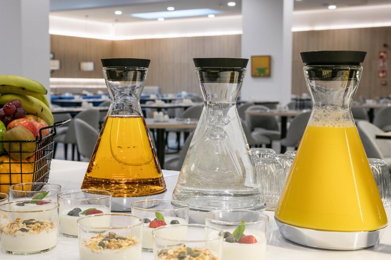 Acta Voraport Hotel Barcelona Ngoại thất bức ảnh